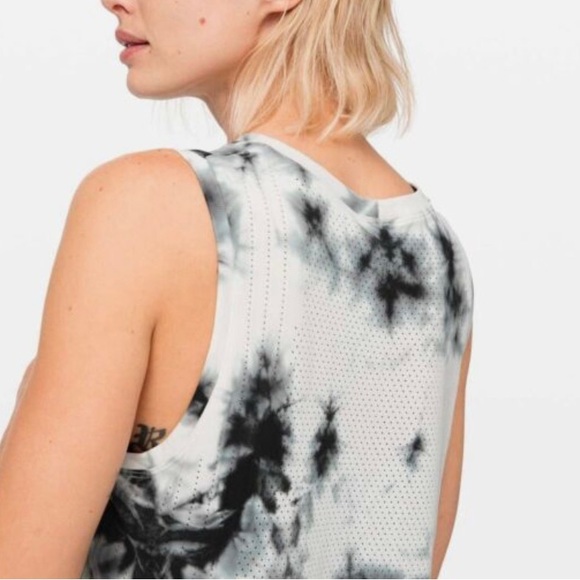 LULULEMON TRAIN TO BE TANK SHIBORI.SIZE LARGE - Picture 2 of 7